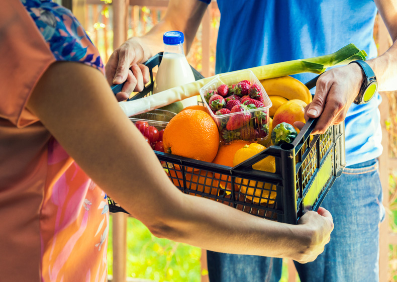 CONFINERA : ARRICATA DI E CUMMISSIONE IN CASA CONFINERA : ARRICATA DI E CUMMISSIONE IN CASA